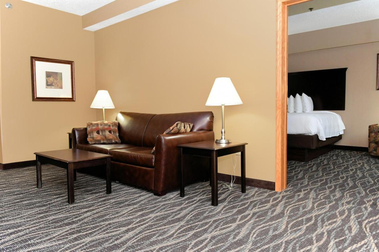 Cobblestone Inn&Suites - Denison | Majestic Hills Extérieur photo