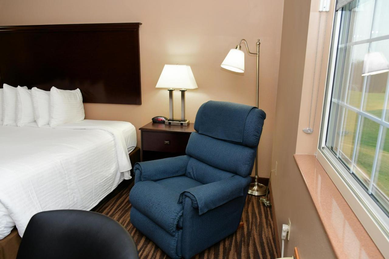 Cobblestone Inn&Suites - Denison | Majestic Hills Extérieur photo