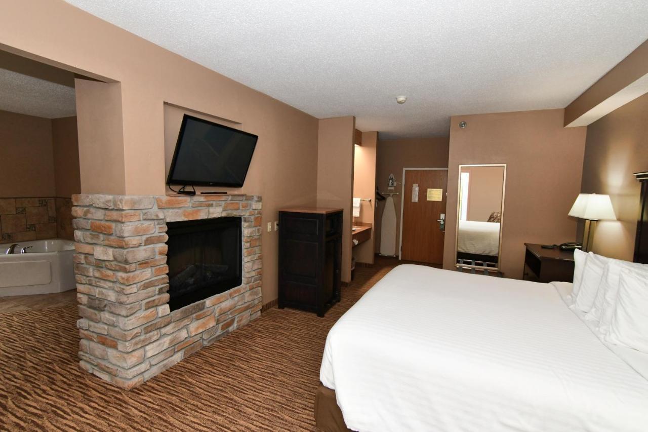 Cobblestone Inn&Suites - Denison | Majestic Hills Extérieur photo