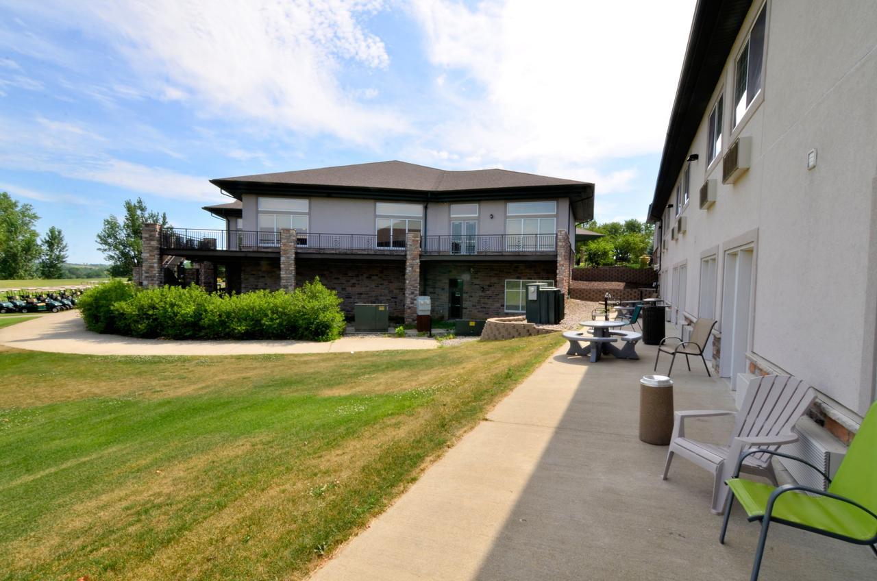 Cobblestone Inn&Suites - Denison | Majestic Hills Extérieur photo
